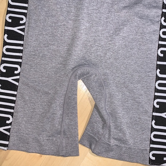 JUICY COUTURE Seamless Shaping Biker shorts 2 pack - Picture 5 of 7